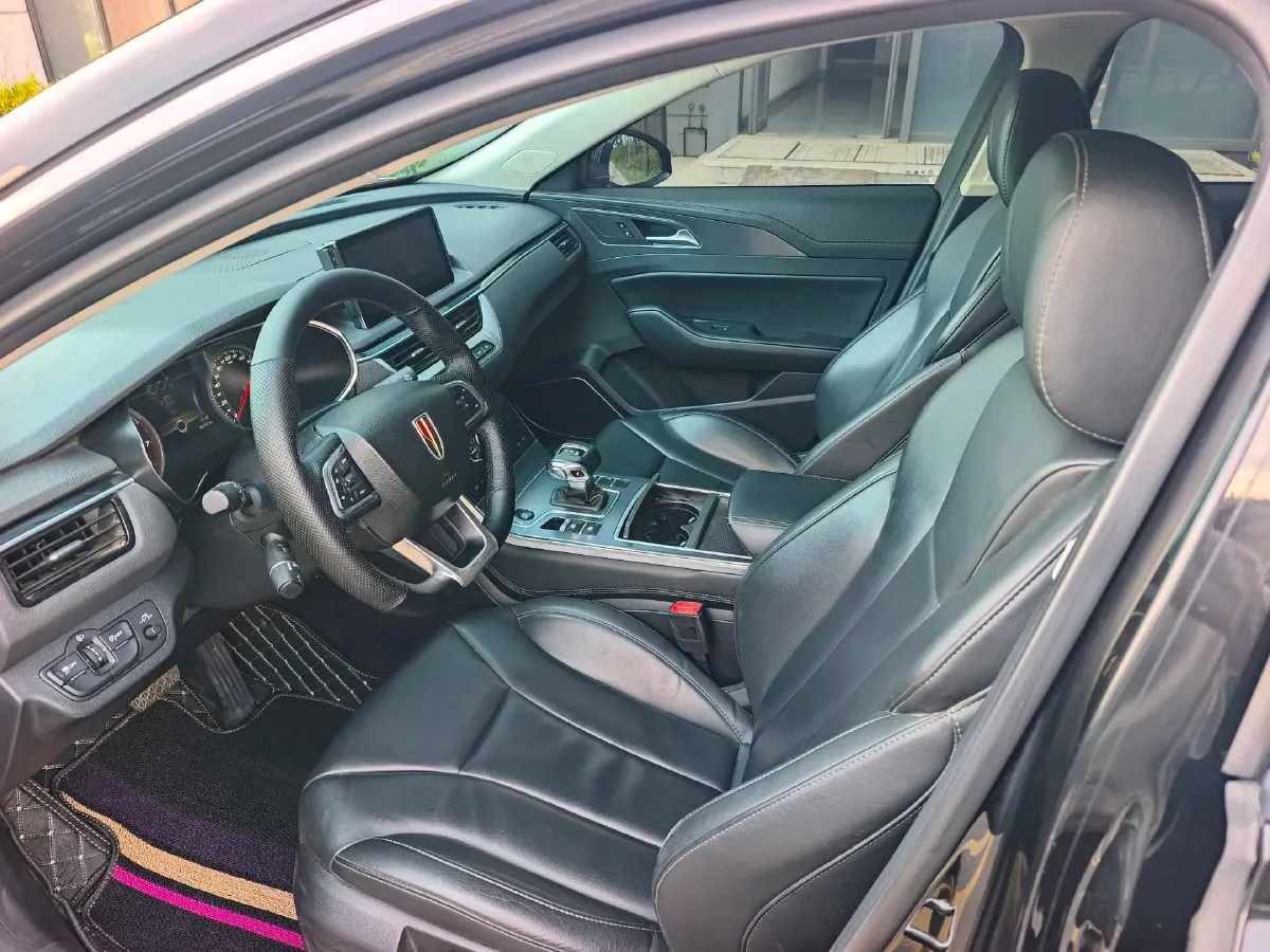 2022 HongQi H5 1.5T 169HP L4 7DCT,autocango,china used car exporter,china ev exporter,chinese used car exporter,chinese used ev exporter