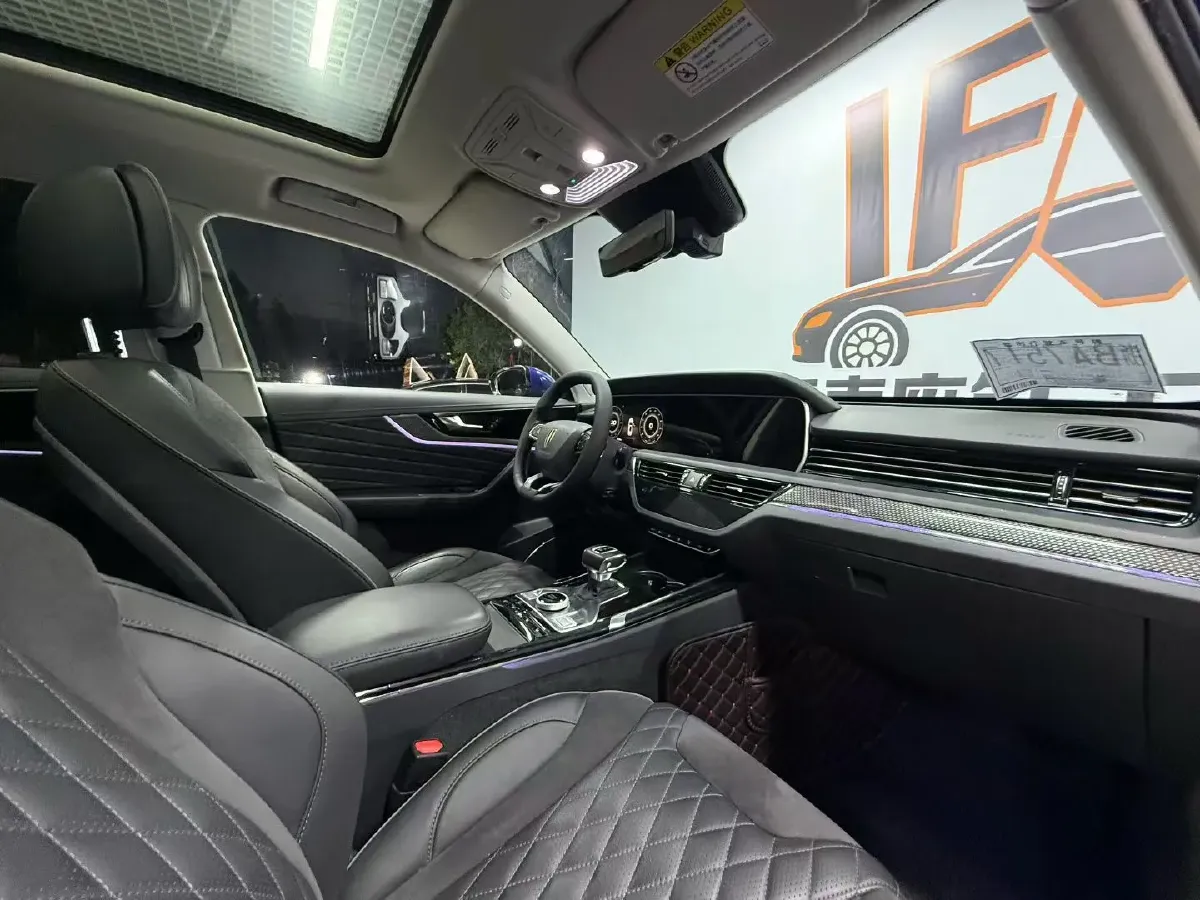 2019 HongQi HS5 2.0T 224HP L4 6AT,autocango,china used car exporter,china ev exporter,chinese used car exporter,chinese used ev exporter