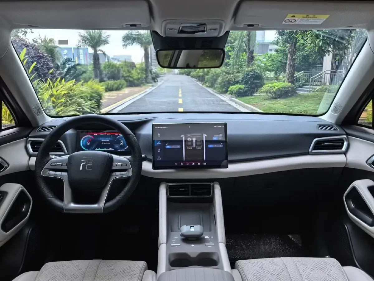 2024 BYD YuanUP BEV 45.12KWH,autocango,china used car exporter,china ev exporter,chinese used car exporter,chinese used ev exporter