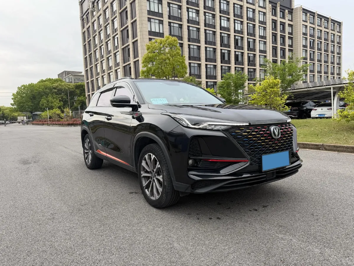 2021 ChangAn CS75 Plus 2.0T 233HP L4 8AT,autocango,china used car exporter,china ev exporter,chinese used car exporter,chinese used ev exporter