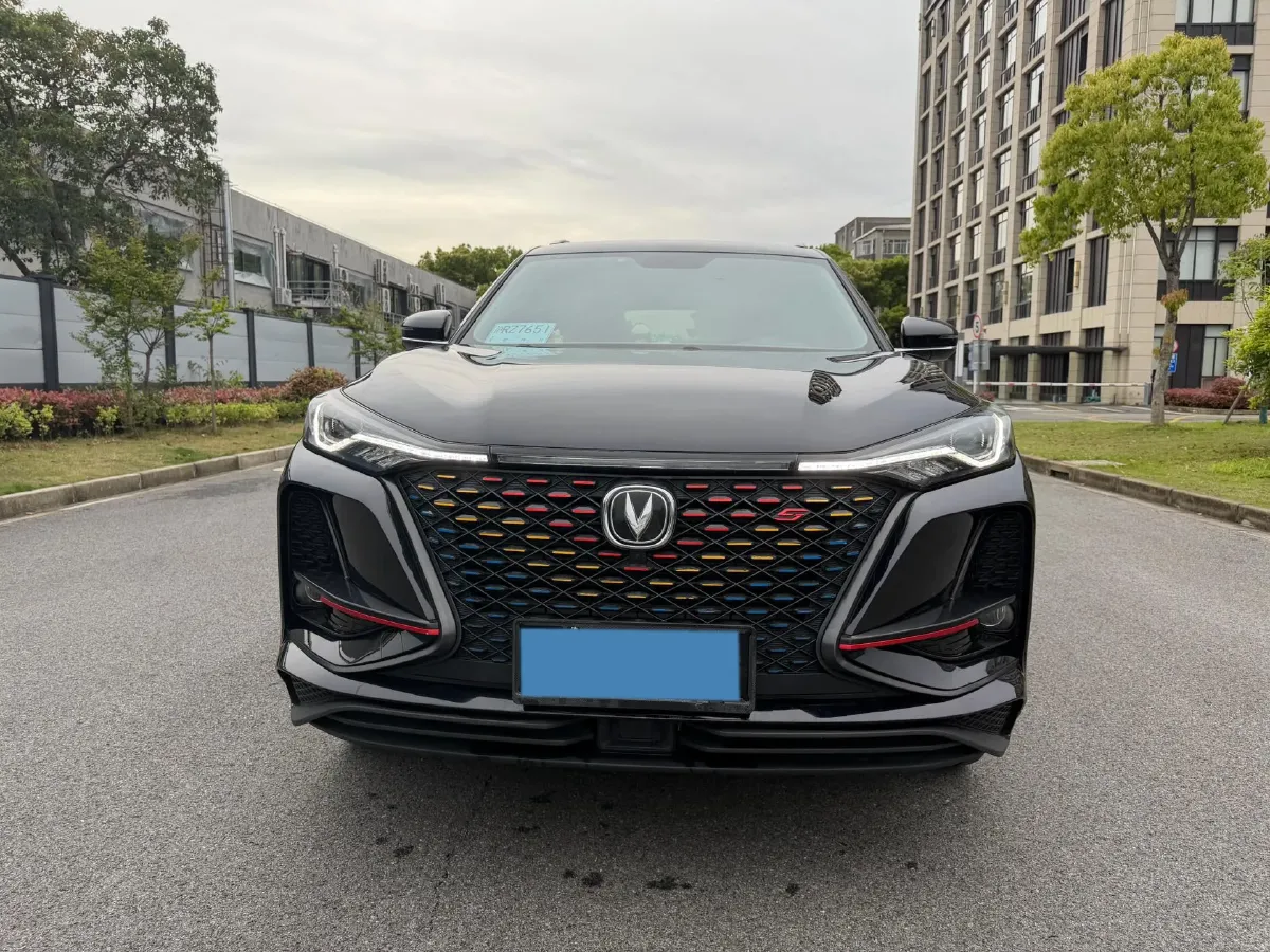 2021 ChangAn CS75 Plus 2.0T 233HP L4 8AT,autocango,china used car exporter,china ev exporter,chinese used car exporter,chinese used ev exporter