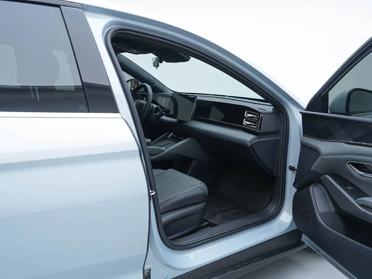 2025 BYD QinL 1.5L 101HP L4 E-CVT PHEV 10.08KWH,autocango,china used car exporter,china ev exporter,chinese used car exporter,chinese used ev exporter