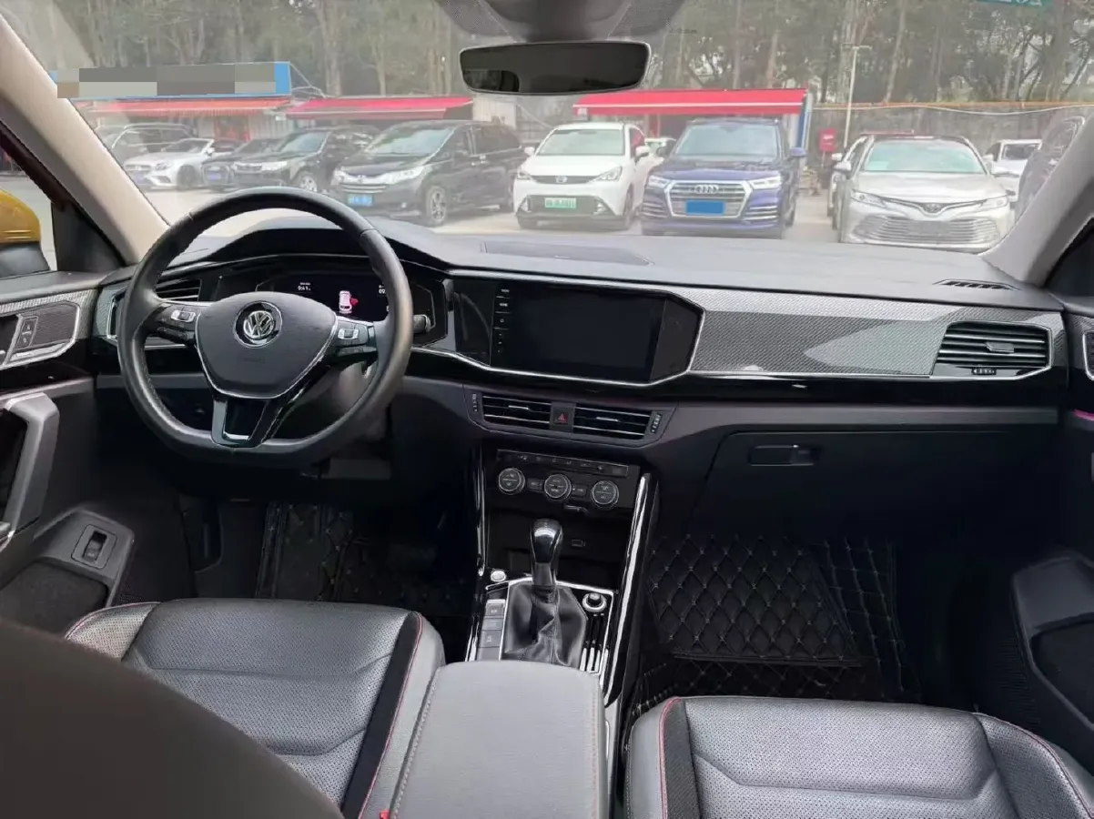 2019 Jeep Cherokee 2.0T 265HP L4 9AT,autocango,china used car exporter,china ev exporter,chinese used car exporter,chinese used ev exporter