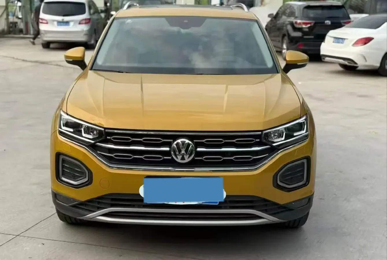 2019 Jeep Cherokee 2.0T 265HP L4 9AT,autocango,china used car exporter,china ev exporter,chinese used car exporter,chinese used ev exporter