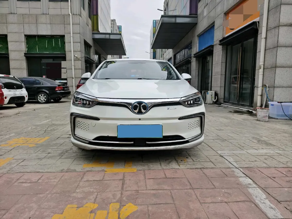 2018 BeiJing Auto EU5 BEV 53.66KWH,autocango,china used car exporter,china ev exporter,chinese used car exporter,chinese used ev exporter