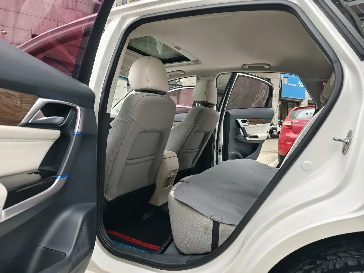 2018 BeiJing Auto EU5 BEV 53.66KWH,autocango,china used car exporter,china ev exporter,chinese used car exporter,chinese used ev exporter