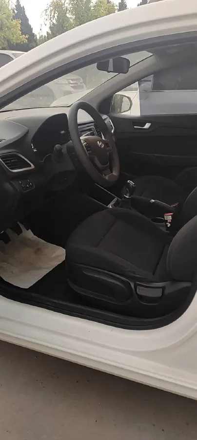 2020 Hyundai Verna 1.4L 100HP L4 6MT,autocango,china used car exporter,china ev exporter,chinese used car exporter,chinese used ev exporter