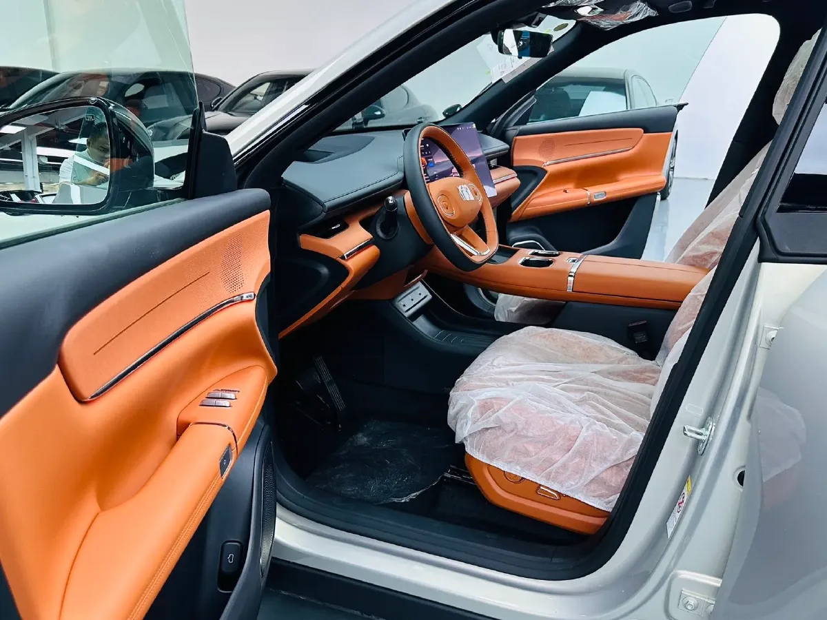 2025 ChangAn QiYuan Q07 1.5L 98HP L4 E-CVT PHEV,autocango,china used car exporter,china ev exporter,chinese used car exporter,chinese used ev exporter