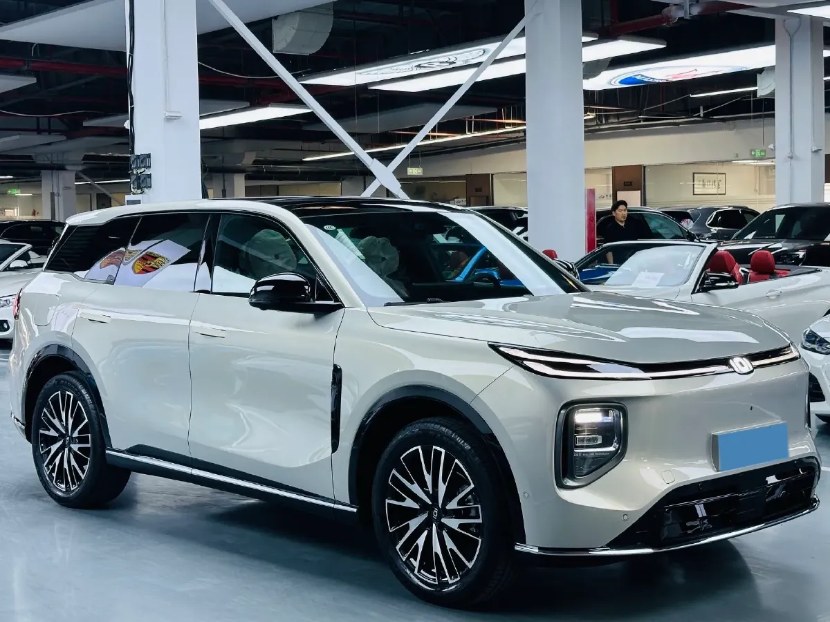 2025 ChangAn QiYuan Q07 1.5L 98HP L4 E-CVT PHEV,autocango,china used car exporter,china ev exporter,chinese used car exporter,chinese used ev exporter