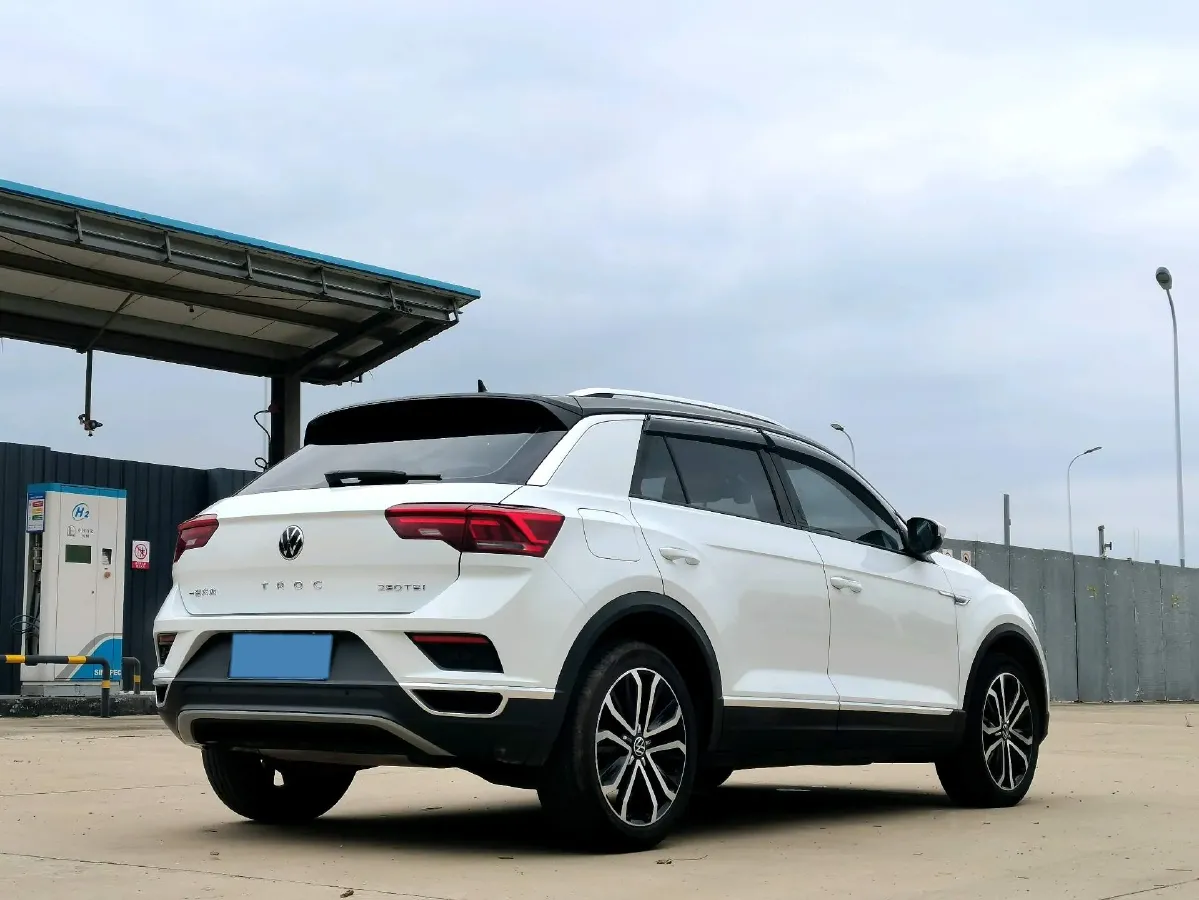 2021 Volkswagen T-Roc 1.4T 150HP L4 7DCT,autocango,china used car exporter,china ev exporter,chinese used car exporter,chinese used ev exporter