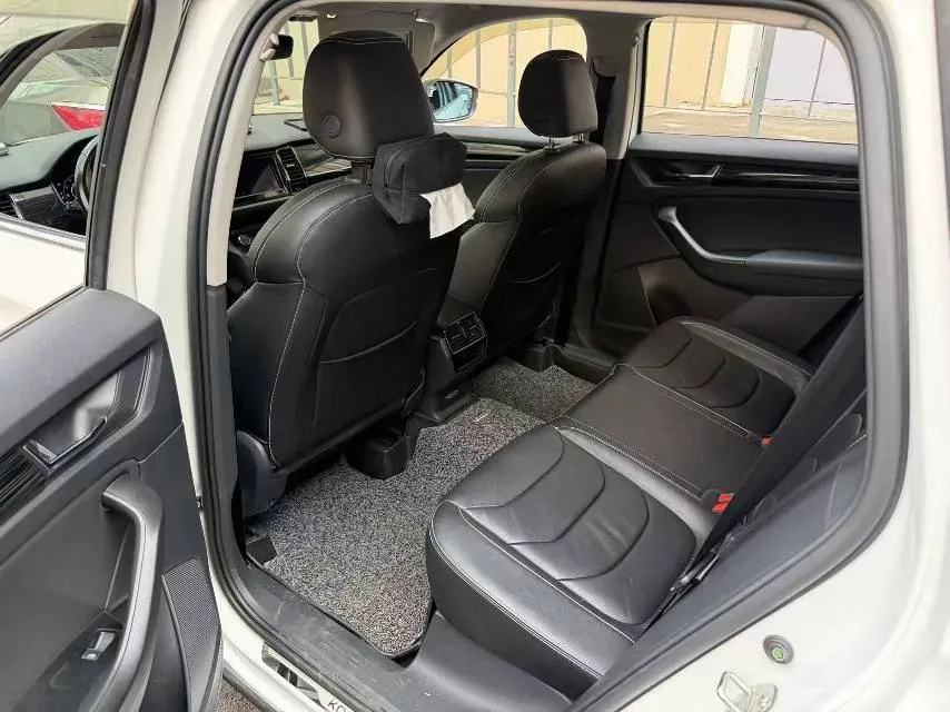 2019 Chevrolet Equinox 2.0T 260HP L4 9AT,autocango,china used car exporter,china ev exporter,chinese used car exporter,chinese used ev exporter