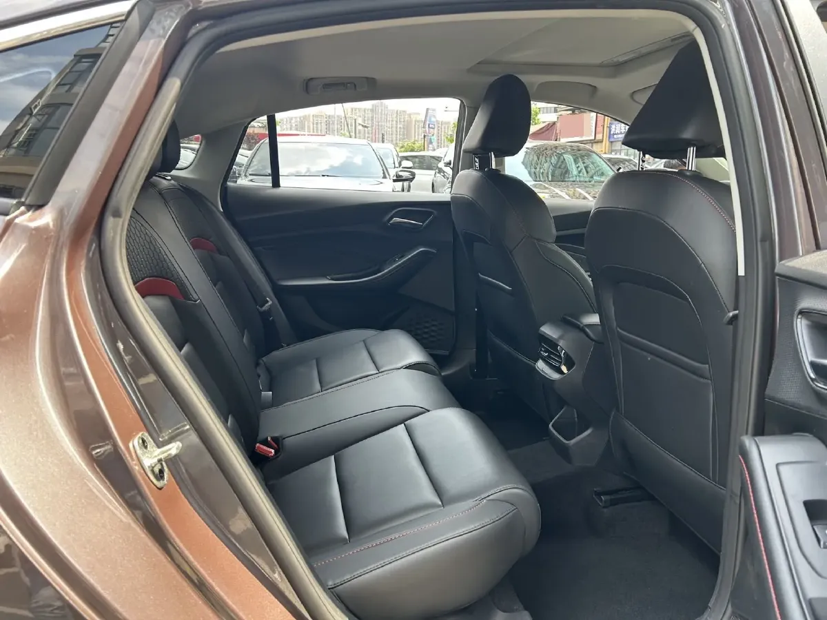 2022 MG 5 1.5T 173HP L4 7DCT,autocango,china used car exporter,china ev exporter,chinese used car exporter,chinese used ev exporter