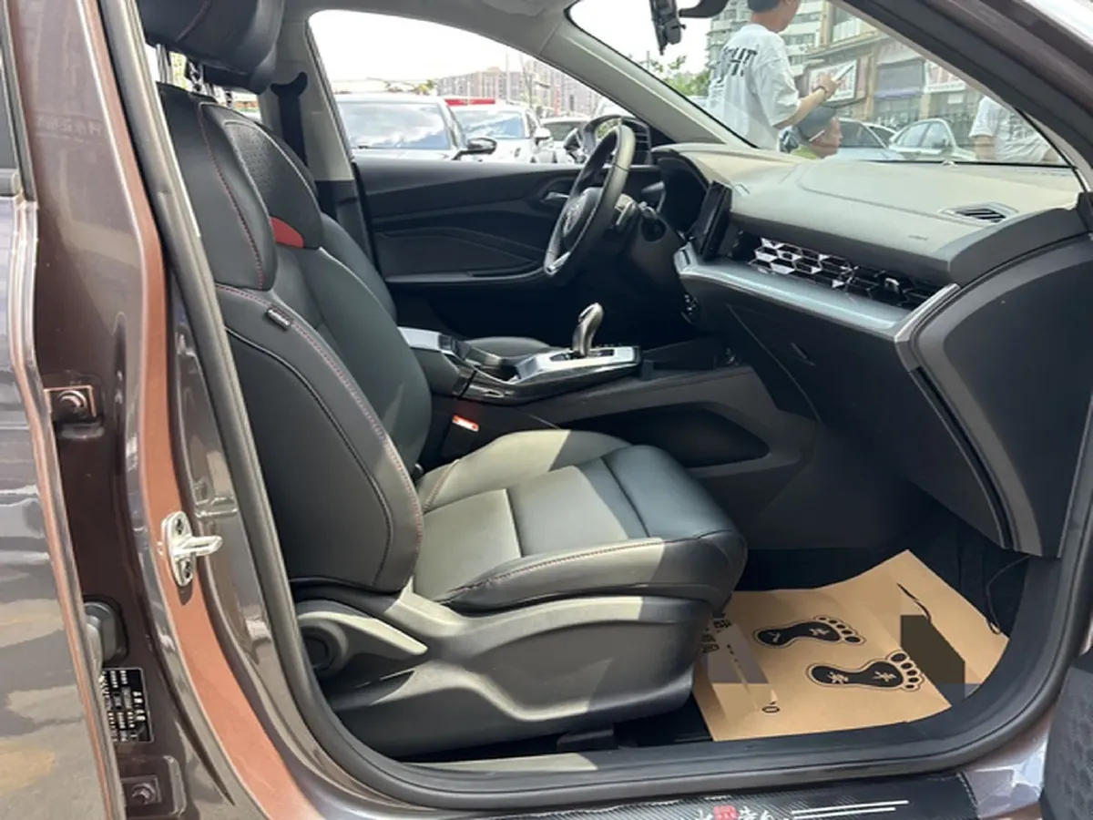 2022 MG 5 1.5T 173HP L4 7DCT,autocango,china used car exporter,china ev exporter,chinese used car exporter,chinese used ev exporter