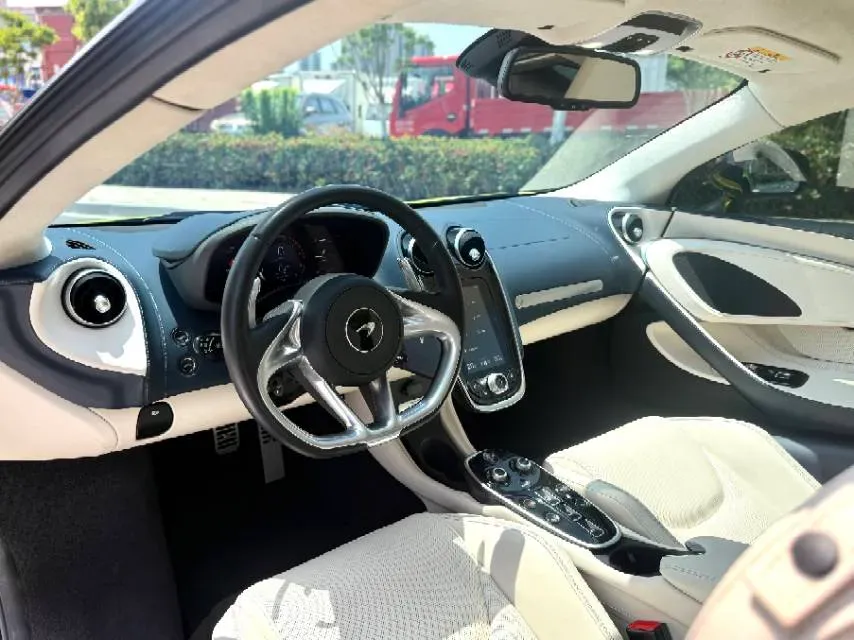 2022 McLaren GT 4.0T 620HP V8 7DCT,autocango,china used car exporter,china ev exporter,chinese used car exporter,chinese used ev exporter