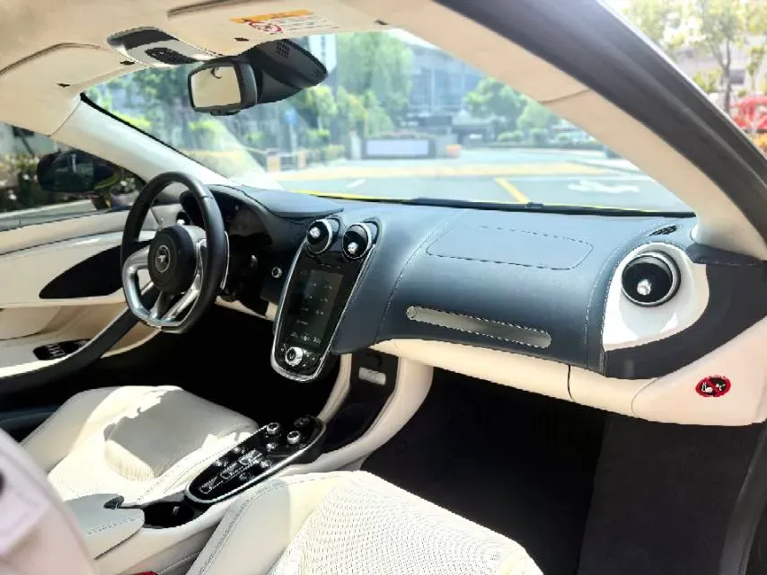 2022 McLaren GT 4.0T 620HP V8 7DCT,autocango,china used car exporter,china ev exporter,chinese used car exporter,chinese used ev exporter