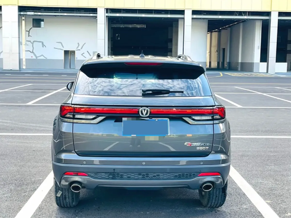 2023 ChangAn CS35 Plus 1.4T 160HP L4 7DCT,autocango,china used car exporter,china ev exporter,chinese used car exporter,chinese used ev exporter