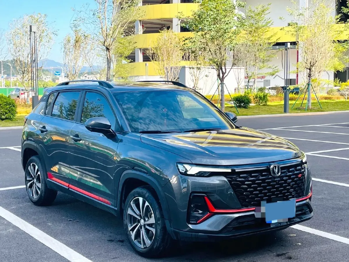 2023 ChangAn CS35 Plus 1.4T 160HP L4 7DCT,autocango,china used car exporter,china ev exporter,chinese used car exporter,chinese used ev exporter