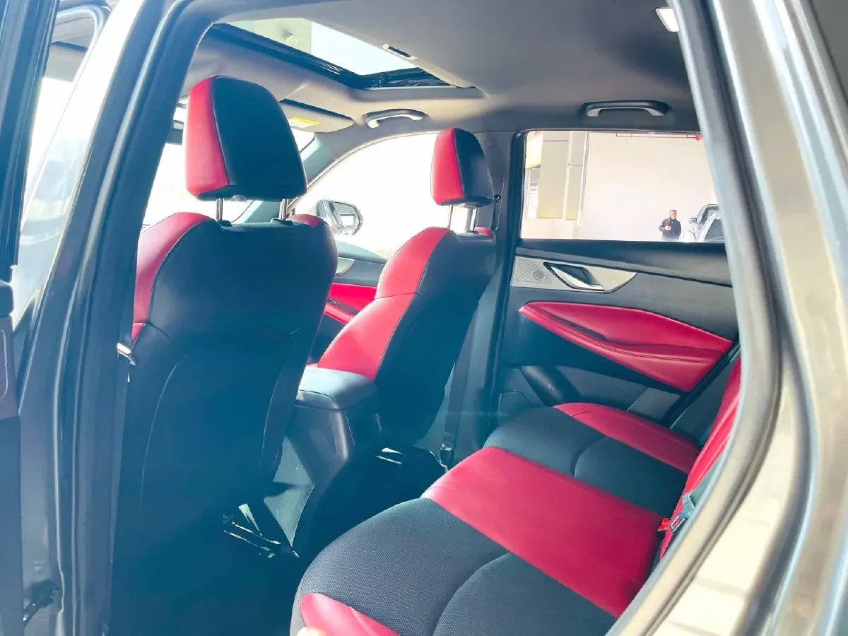 2023 ChangAn CS35 Plus 1.4T 160HP L4 7DCT,autocango,china used car exporter,china ev exporter,chinese used car exporter,chinese used ev exporter