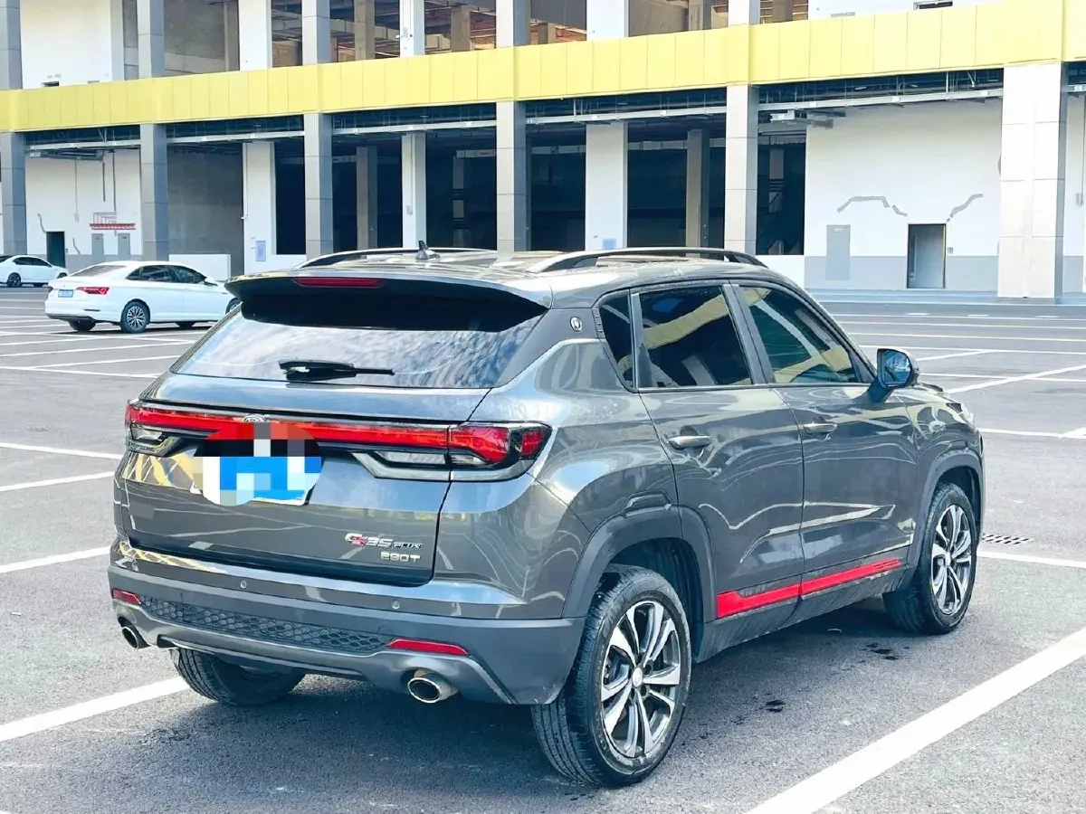 2023 ChangAn CS35 Plus 1.4T 160HP L4 7DCT,autocango,china used car exporter,china ev exporter,chinese used car exporter,chinese used ev exporter