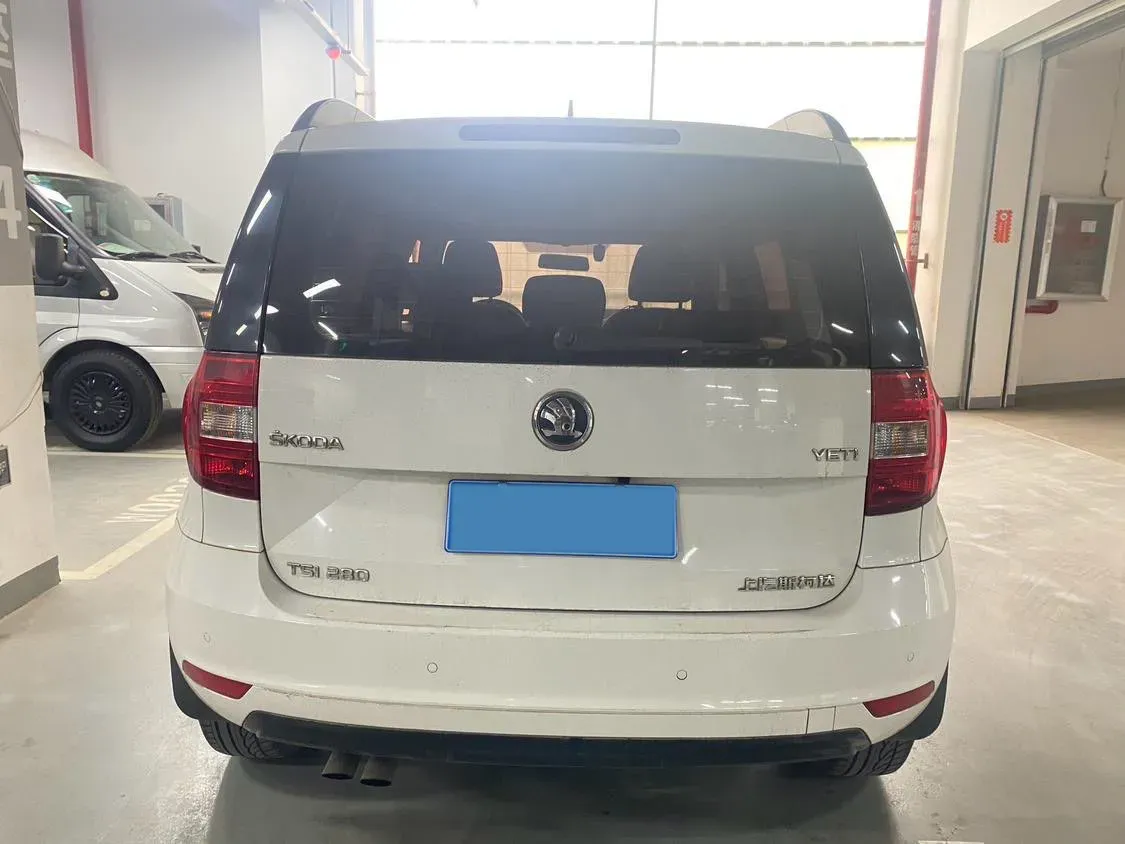 2017 Skoda Yeti 1.4T 150HP L4 7DCT,autocango,china used car exporter,china ev exporter,chinese used car exporter,chinese used ev exporter