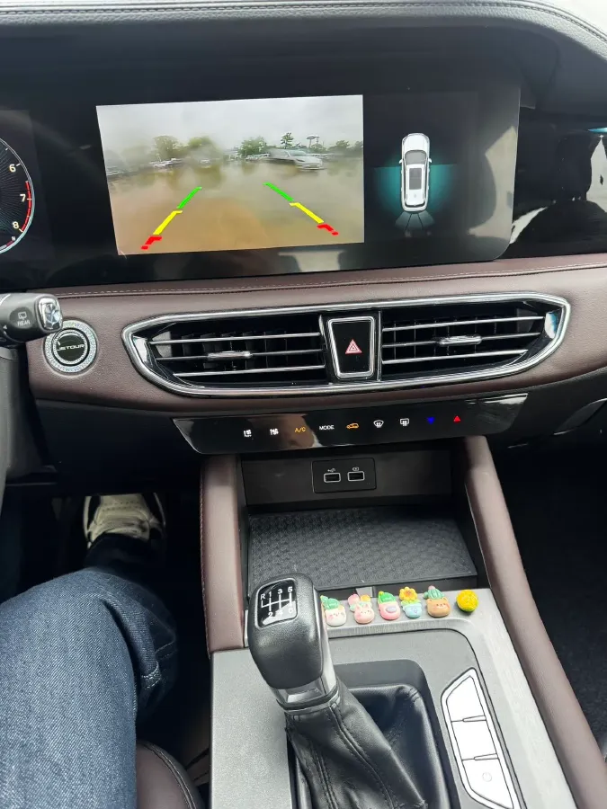 2022 Jetour X90 1.5T 156HP L4 6MT,autocango,china used car exporter,china ev exporter,chinese used car exporter,chinese used ev exporter