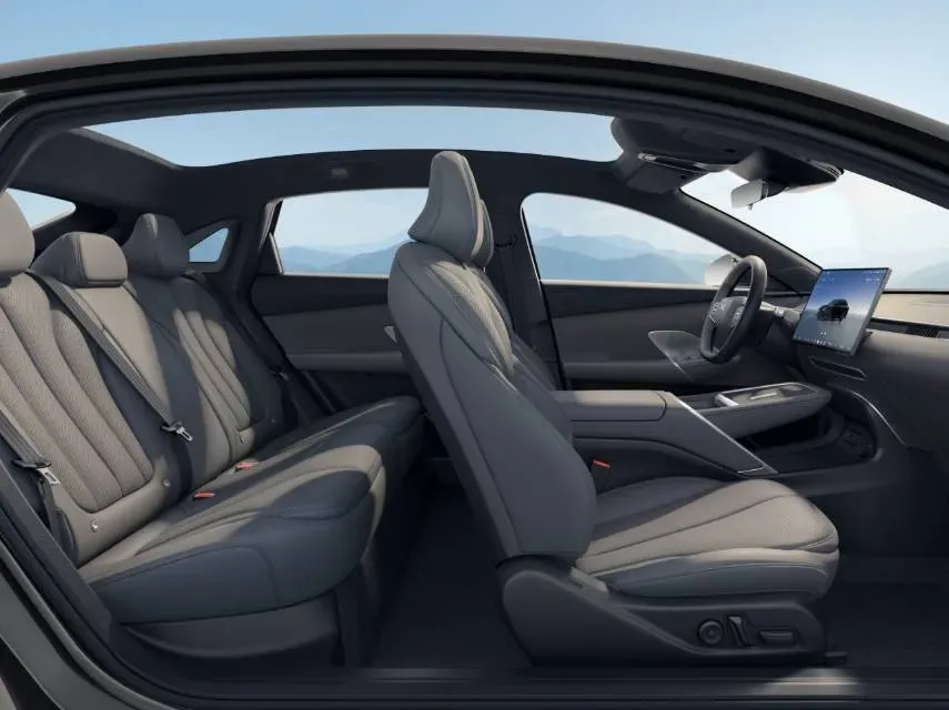 2025 Xpeng MONA M03 BEV,autocango,china used car exporter,china ev exporter,chinese used car exporter,chinese used ev exporter