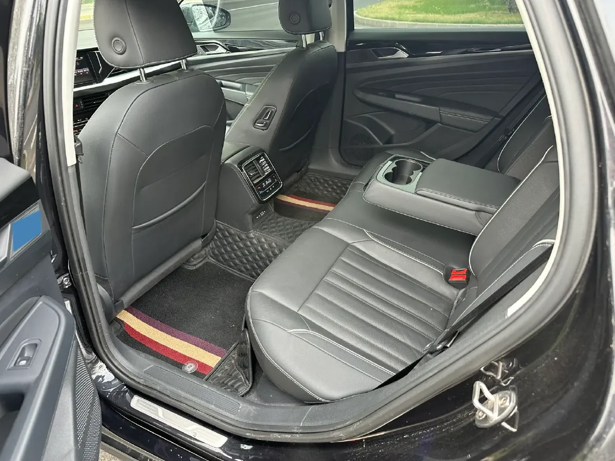 2022 Skoda Kodiak GT 2.0T 186HP L4 7DCT,autocango,china used car exporter,china ev exporter,chinese used car exporter,chinese used ev exporter