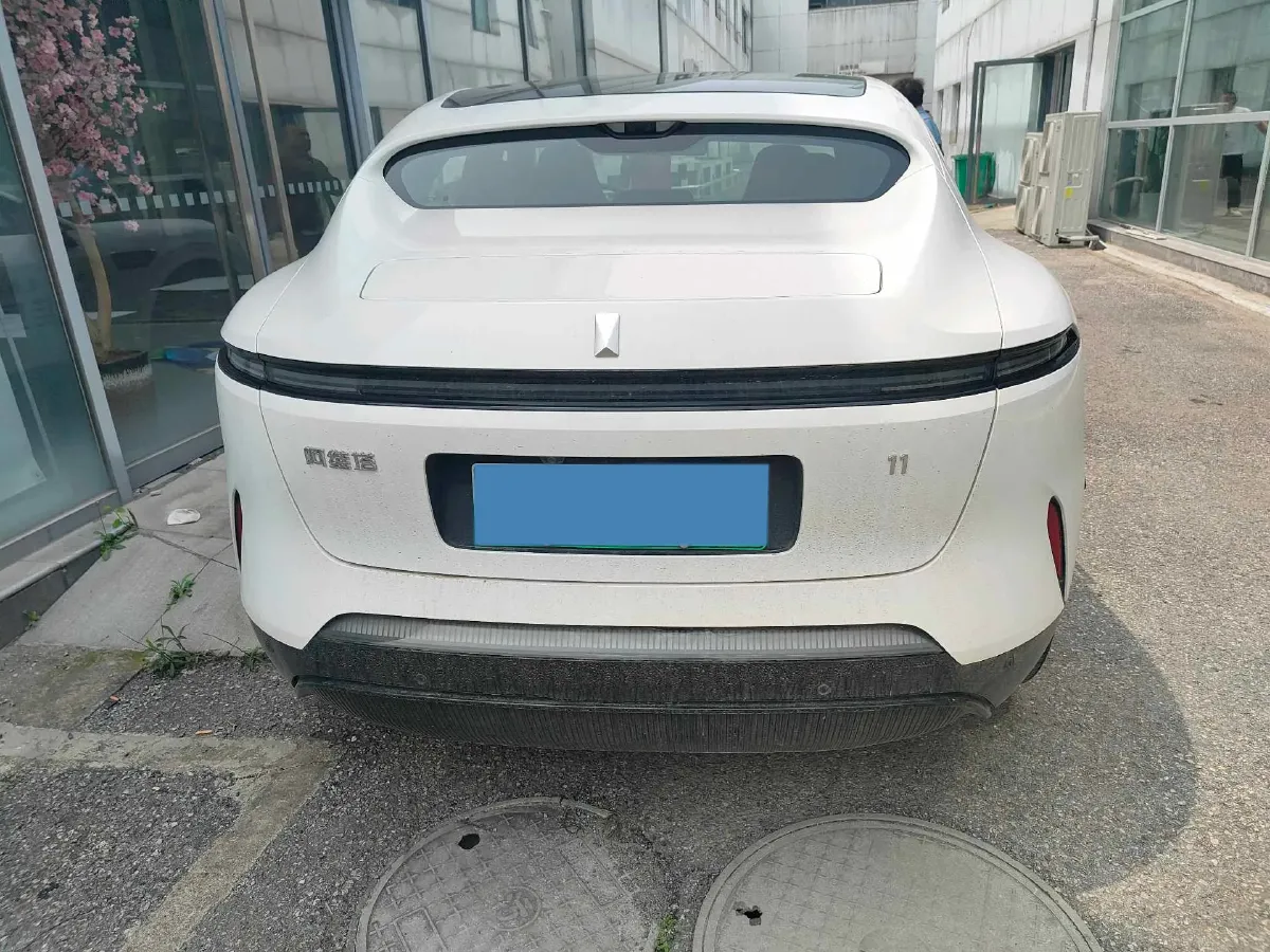 2025 Avatr 11 1.5T 156HP L4 REEV,autocango,china used car exporter,china ev exporter,chinese used car exporter,chinese used ev exporter