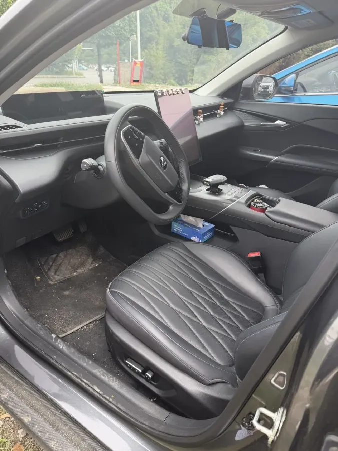 2023 ChangAn Lamore 1.5T 170HP L4 7DCT,autocango,china used car exporter,china ev exporter,chinese used car exporter,chinese used ev exporter