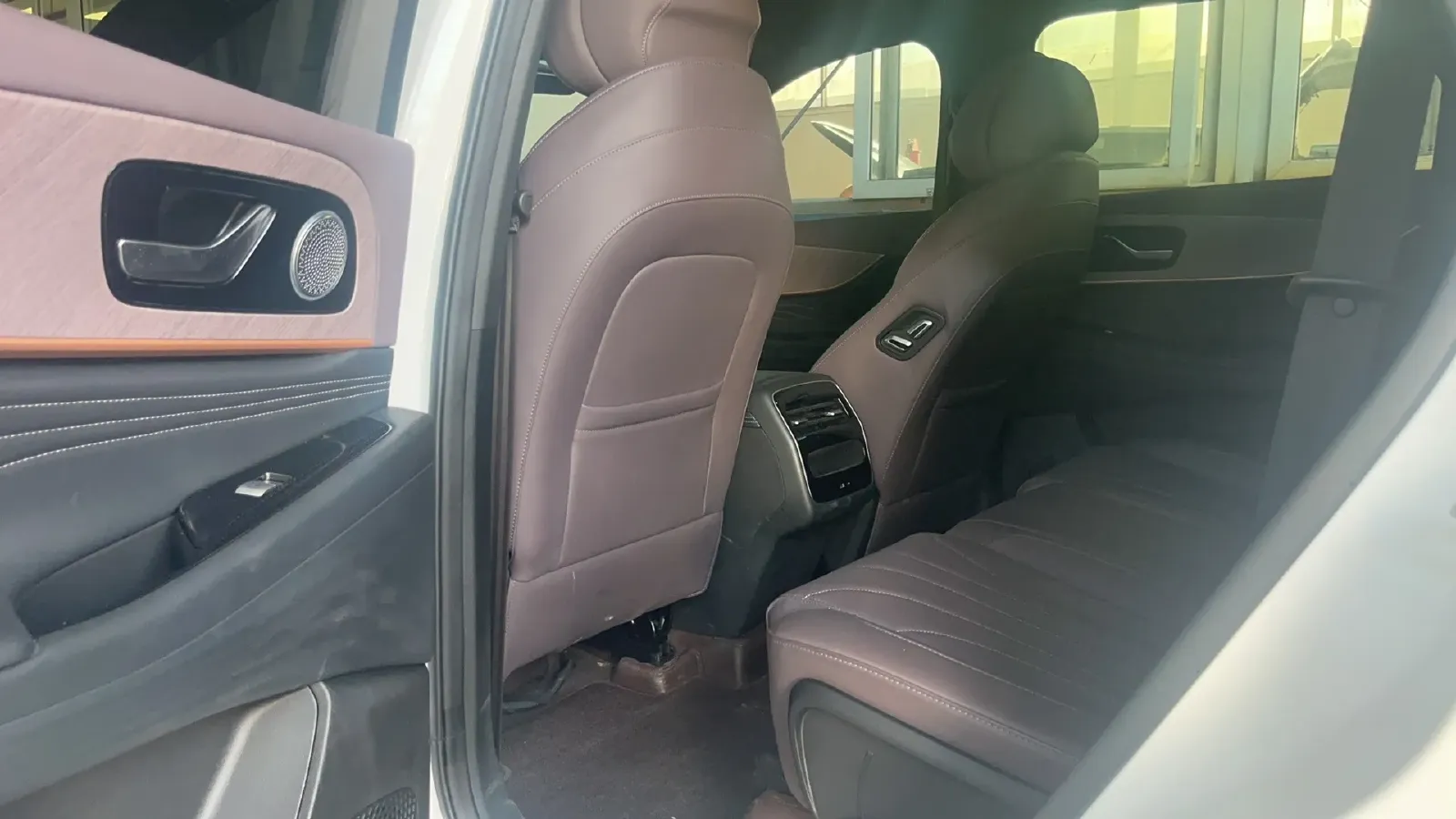 2025 Chery Tiggo 9 2.0T 261HP L4 8AT,autocango,china used car exporter,china ev exporter,chinese used car exporter,chinese used ev exporter