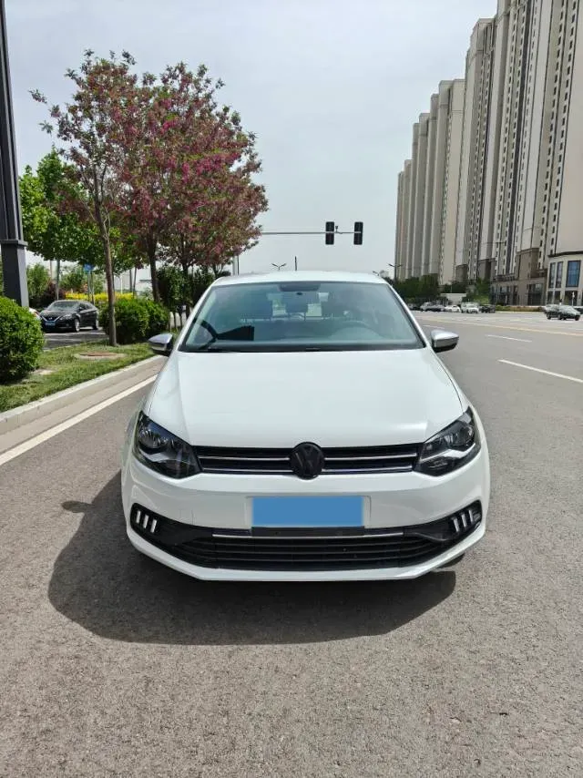 2016 Volkswagen Polo 1.4L 90HP L4 6AT,autocango,china used car exporter,china ev exporter,chinese used car exporter,chinese used ev exporter