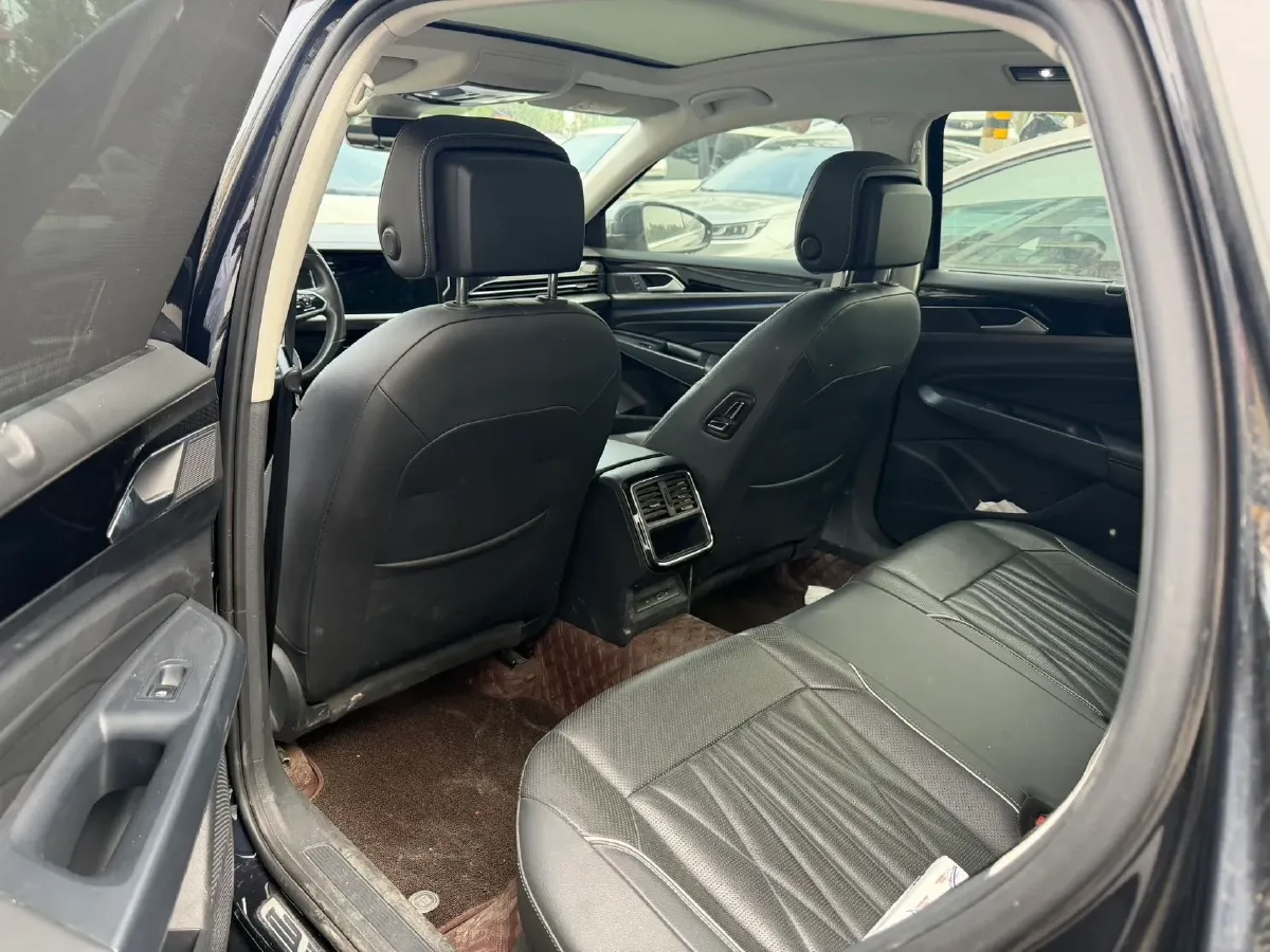 2022 Xpeng P7 BEV 60.2KWH,autocango,china used car exporter,china ev exporter,chinese used car exporter,chinese used ev exporter