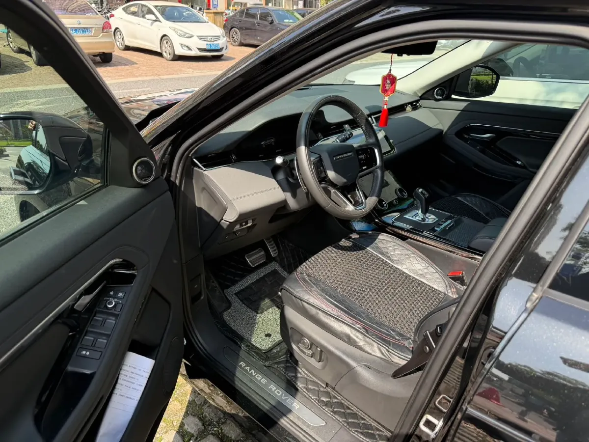 2023 Land Rover Range Rover Evoque 2.0T 249HP L4 9AT,autocango,china used car exporter,china ev exporter,chinese used car exporter,chinese used ev exporter