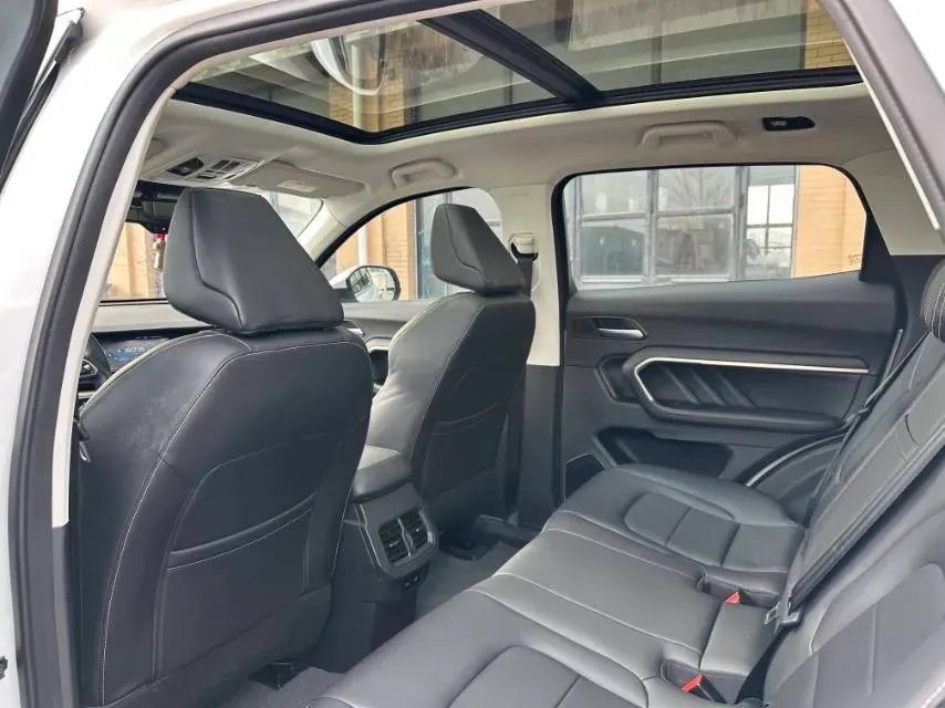 2018 Haval H6 1.5T 169HP L4 7DCT,autocango,china used car exporter,china ev exporter,chinese used car exporter,chinese used ev exporter