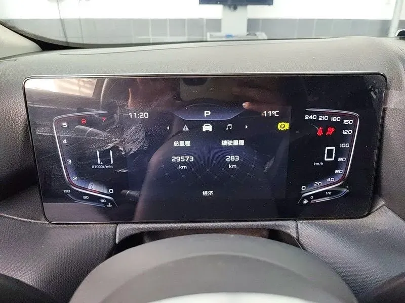 2024 HongQi HS3 1.5T 169HP L4 7DCT,autocango,china used car exporter,china ev exporter,chinese used car exporter,chinese used ev exporter