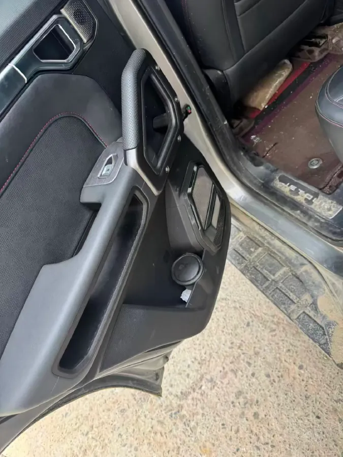 2023 Jetour Traveller 2.0T 254HP L4 7DCT,autocango,china used car exporter,china ev exporter,chinese used car exporter,chinese used ev exporter