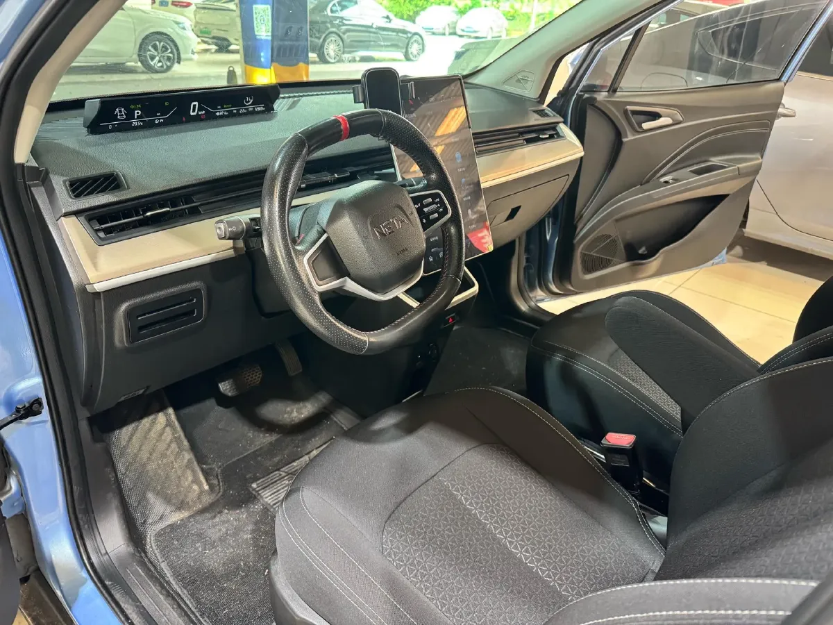 2022 Leapmotor T03 BEV 41KWH,autocango,china used car exporter,china ev exporter,chinese used car exporter,chinese used ev exporter