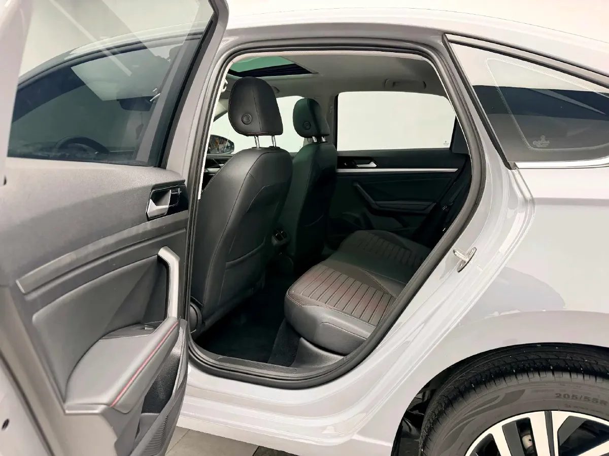 2023 Volkswagen Lavida 1.4T 150HP L4 7DCT,autocango,china used car exporter,china ev exporter,chinese used car exporter,chinese used ev exporter