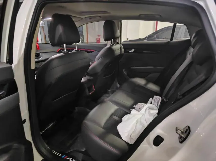 2021 DongFeng Aeolus YiXuan 1.5T 150HP L4 6DCT,autocango,china used car exporter,china ev exporter,chinese used car exporter,chinese used ev exporter