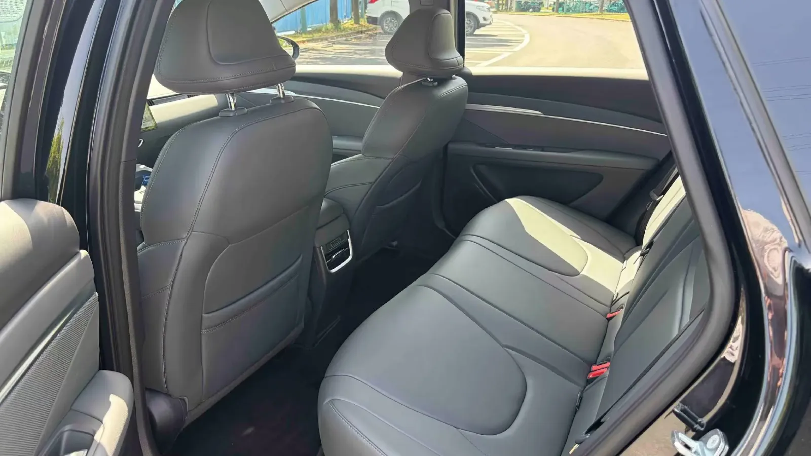 2024 Xpeng MONA M03 BEV 51.8KWH,autocango,china used car exporter,china ev exporter,chinese used car exporter,chinese used ev exporter