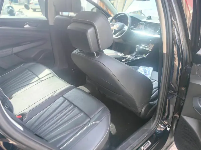 2024 Volkswagen Passat 2.0T 186HP L4 7DCT,autocango,china used car exporter,china ev exporter,chinese used car exporter,chinese used ev exporter