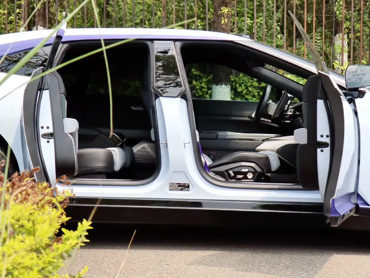 2023 HiPhi Z BEV 120KWH,autocango,china used car exporter,china ev exporter,chinese used car exporter,chinese used ev exporter