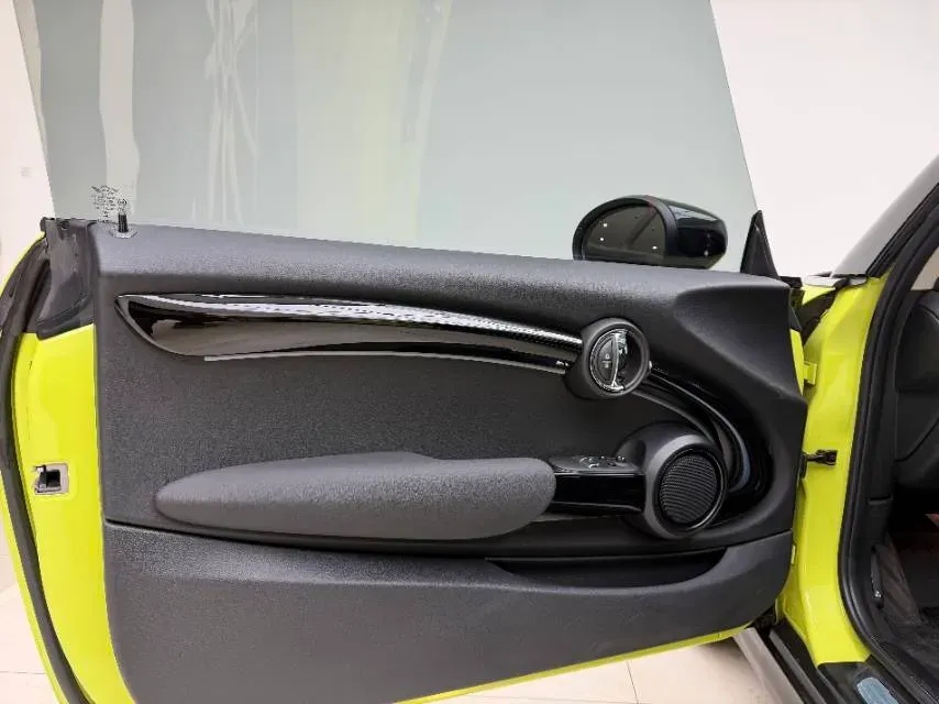 2023 MINI MINI 1.5T 136HP L3 7DCT,autocango,china used car exporter,china ev exporter,chinese used car exporter,chinese used ev exporter