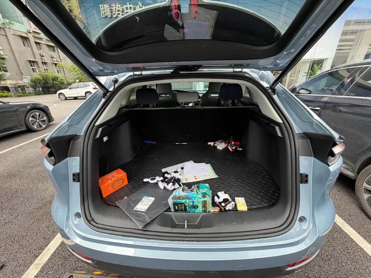 2022 Bestune T99 2.0T 224HP L4 6AT,autocango,china used car exporter,china ev exporter,chinese used car exporter,chinese used ev exporter