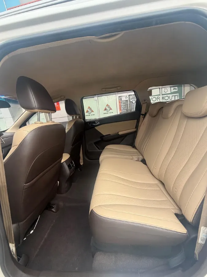 2017 BaoJun 310W 1.5L 112HP L4 6MT,autocango,china used car exporter,china ev exporter,chinese used car exporter,chinese used ev exporter