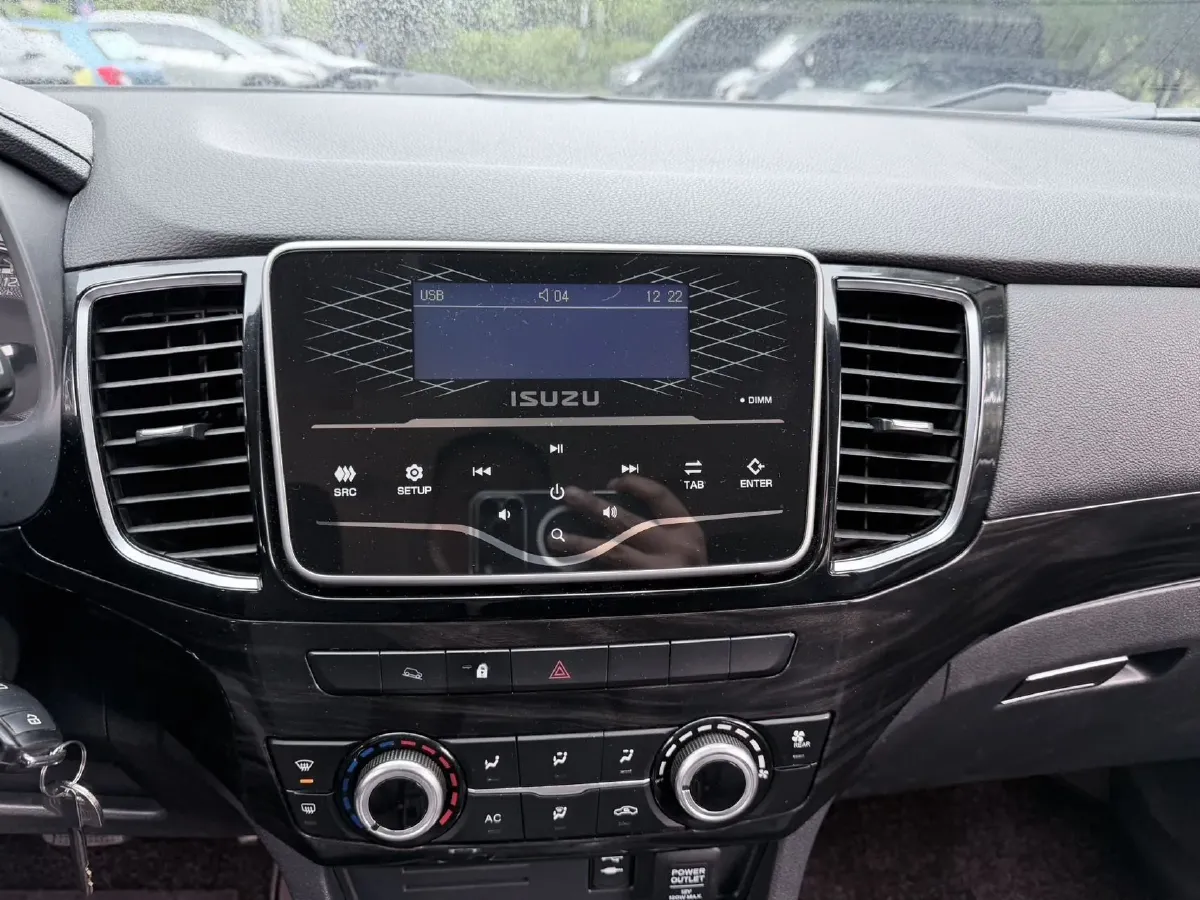 2020 Isuzu Mu-X 1.9T 166HP L4 6AT,autocango,china used car exporter,china ev exporter,chinese used car exporter,chinese used ev exporter