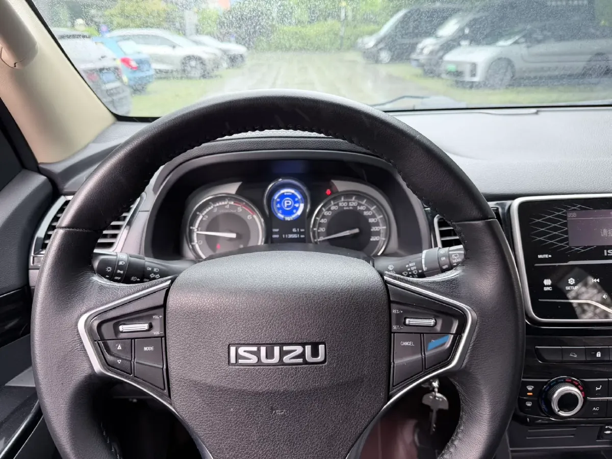 2020 Isuzu Mu-X 1.9T 166HP L4 6AT,autocango,china used car exporter,china ev exporter,chinese used car exporter,chinese used ev exporter