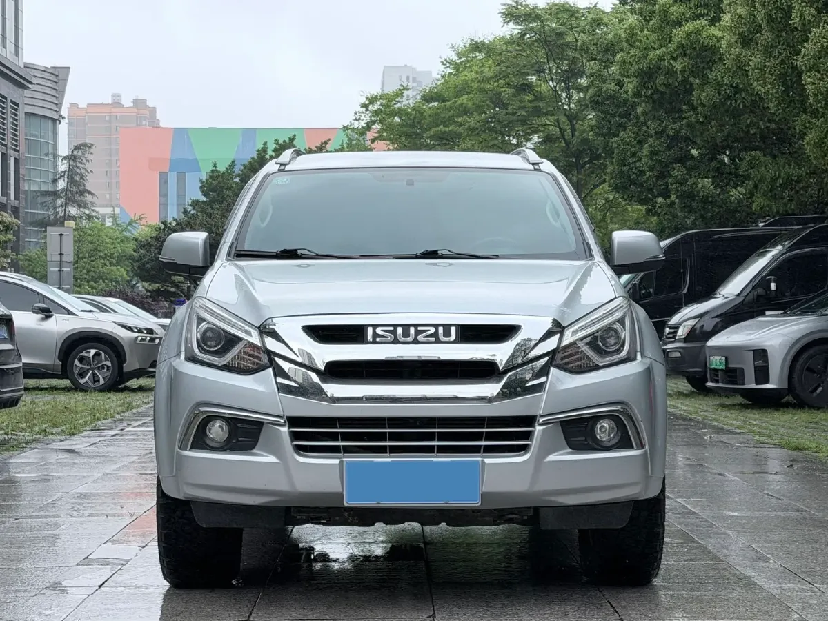 2020 Isuzu Mu-X 1.9T 166HP L4 6AT,autocango,china used car exporter,china ev exporter,chinese used car exporter,chinese used ev exporter