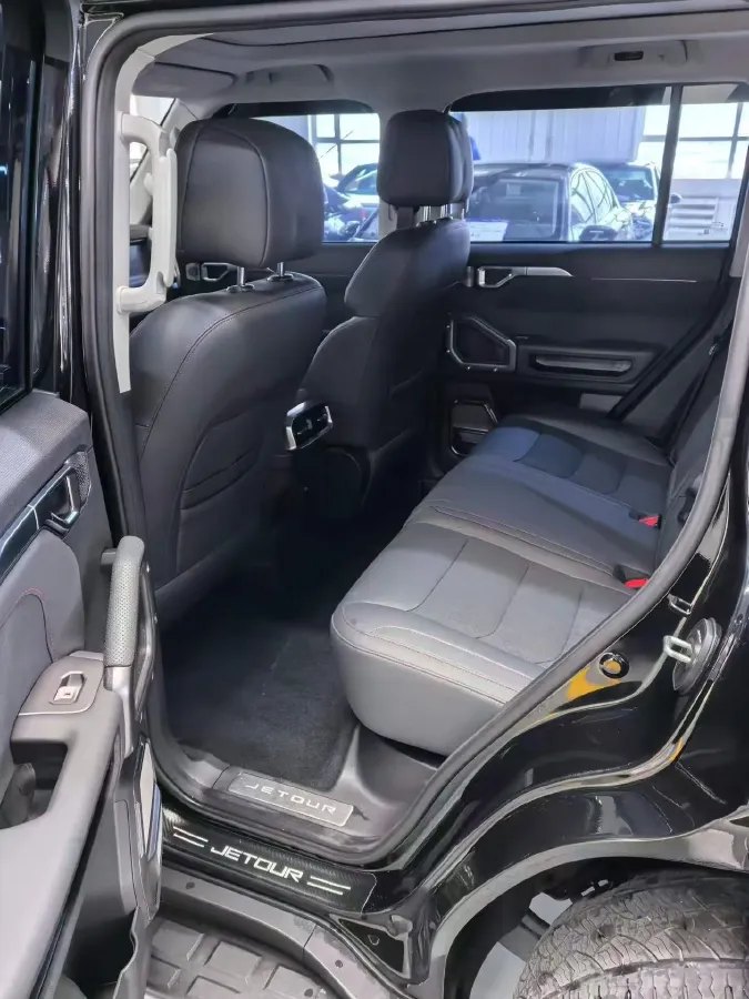 2023 Jetour Traveller 2.0T 254HP L4 8AT,autocango,china used car exporter,china ev exporter,chinese used car exporter,chinese used ev exporter