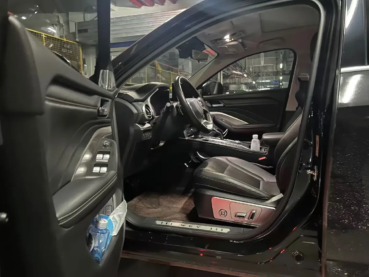 2021 WEY VV6 2.0T 227HP L4 7DCT,autocango,china used car exporter,china ev exporter,chinese used car exporter,chinese used ev exporter